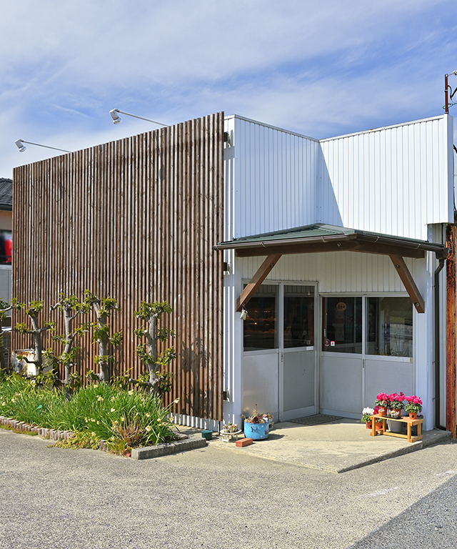 豊橋市小島町のおいしい肉「いのしん豚」養豚場直営の販売店